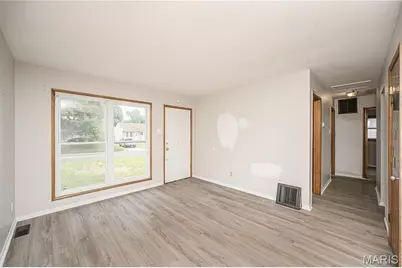 436 Shepley Drive, Saint Louis, MO 63137 - Photo 2