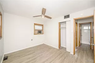 436 Shepley Dr, Saint Louis, MO 63137 - Photo 14