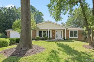 6 Otley Ct, Ballwin, MO 63011 - Photo 2