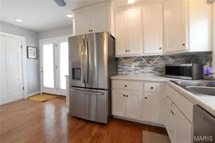929 Robert Pl, Saint Louis, MO 63122 - Photo 6