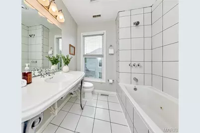 225 Houston Street, Saint Charles, MO 63301 - Photo 26
