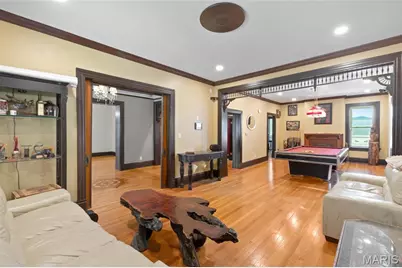 6120 Victoria Avenue, Saint Louis, MO 63139 - Photo 10
