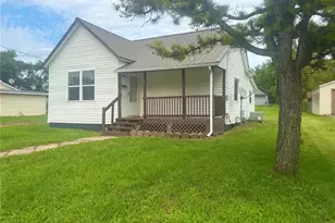 705 4th St, Park Hills, MO 63601 - Photo 2