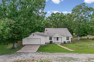 5418 Paw Paw Ln, De Soto, MO 63020 - Photo 2