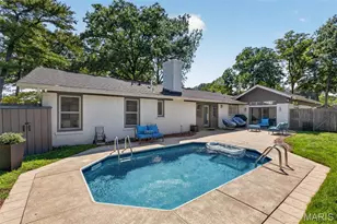 8 Haven View Dr, Creve Coeur, MO 63141 - Photo 30
