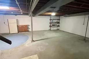 8501 Grantshire Ln, Saint Louis, MO 63123 - Photo 18