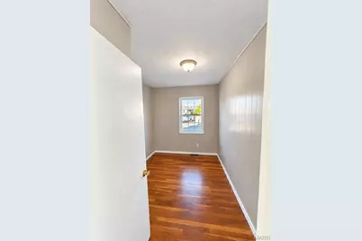 6005 Shillington Lane, Saint Louis, MO 63134 - Photo 6