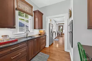 235 E Jefferson Ave, Kirkwood, MO 63122 - Photo 10