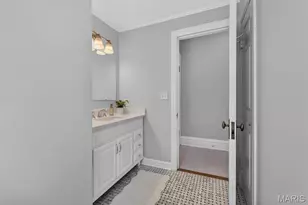 235 E Jefferson Ave, Kirkwood, MO 63122 - Photo 24