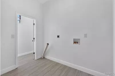 701 Reed Avenue, Saint Louis, MO 63125 - Photo 22