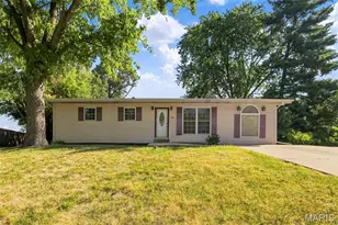 320 Viewpoint Ln, Lake Saint Louis, MO 63367 - Photo 2