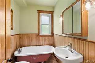 811 Tom Ginnever Ave, O'Fallon, MO 63366 - Photo 16