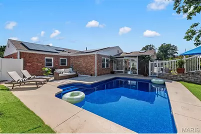 10251 Midland Boulevard, Overland, MO 63114 - Photo 52