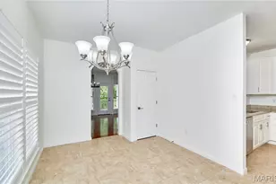 675 Stonebrook Ct, Chesterfield, MO 63005 - Photo 28