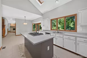 4 Woodford Pl, Saint Charles, MO 63301 - Photo 10
