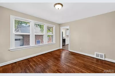 9515 Marlowe Avenue, Saint Louis, MO 63114 - Photo 14