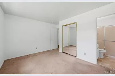 2251 Murray Forest Drive, Maryland Heights, MO 63043 - Photo 20