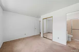 2251 Murray Forest Dr, Maryland Heights, MO 63043 - Photo 20