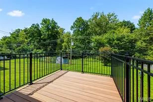 2251 Murray Forest Dr, Maryland Heights, MO 63043 - Photo 4