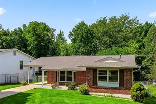 2251 Murray Forest Dr, Maryland Heights, MO 63043 - Photo 56