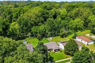2251 Murray Forest Dr, Maryland Heights, MO 63043 - Photo 64