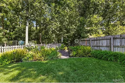 2126 Park Forest Drive, Chesterfield, MO 63017 - Photo 40