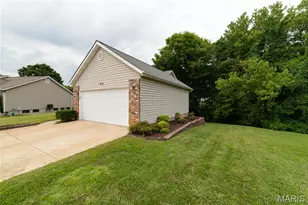 912 Gastorf Pl, Florissant, MO 63031 - Photo 24