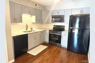 9209 Bent Pine Court #F, Unincorporated, MO 63126 - Photo 16