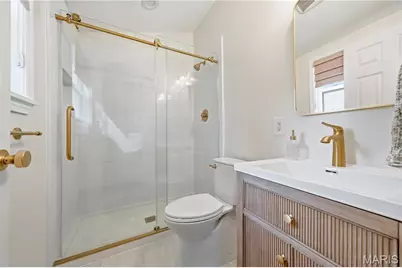 1202 Orchard Lakes Drive, Saint Louis, MO 63146 - Photo 12