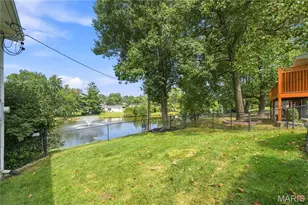 1202 Orchard Lakes Dr, Saint Louis, MO 63146 - Photo 24