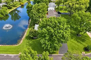 1202 Orchard Lakes Dr, Saint Louis, MO 63146 - Photo 26