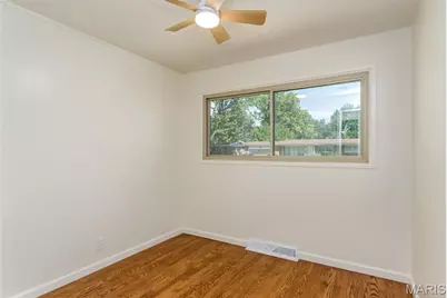 9717 Perch Drive, Ferguson, MO 63136 - Photo 10