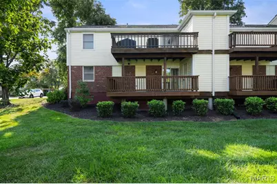 1719 Canary Cove, Brentwood, MO 63144 - Photo 24