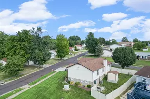 5182 Bristol Rock Rd, Florissant, MO 63033 - Photo 10