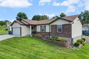 5182 Bristol Rock Rd, Florissant, MO 63033 - Photo 8