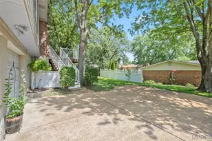 7278 Hill Rose Ct, Oakville, MO 63129 - Photo 30