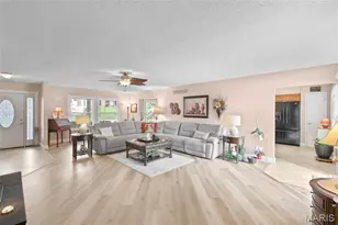 7278 Hill Rose Ct, Oakville, MO 63129 - Photo 6