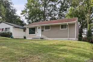 146 Grampian Rd, Saint Louis, MO 63137 - Photo 4