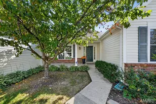155 Snake River Dr, Dardenne Prairie, MO 63368 - Photo 2