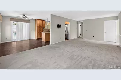 12021 Cedar Lake Court, Maryland Heights, MO 63043 - Photo 14