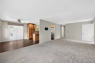 12021 Cedar Lake Ct, Maryland Heights, MO 63043 - Photo 14