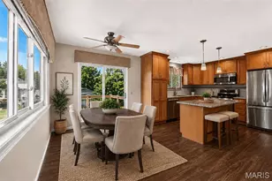 12021 Cedar Lake Ct, Maryland Heights, MO 63043 - Photo 6