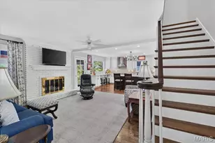 2045 Firethorn Dr, Saint Louis, MO 63131 - Photo 28