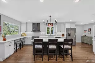 2045 Firethorn Dr, Saint Louis, MO 63131 - Photo 10