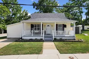 402 Hill St, Herculaneum, MO 63048 - Photo 1