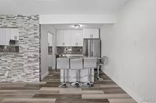 2535 Senator Ct, Mehlville, MO 63125 - Photo 10