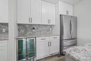 2535 Senator Ct, Mehlville, MO 63125 - Photo 8