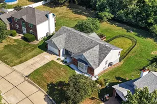 7235 Picasso Dr, Dardenne Prairie, MO 63368 - Photo 48