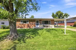 908 Buckley Rd, Mehlville, MO 63125 - Photo 1
