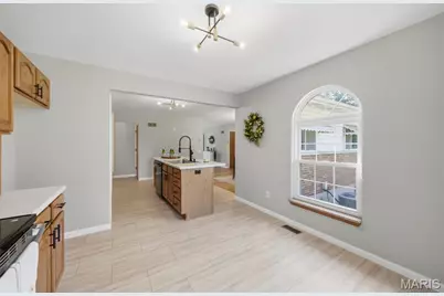 908 Buckley Road, Mehlville, MO 63125 - Photo 20